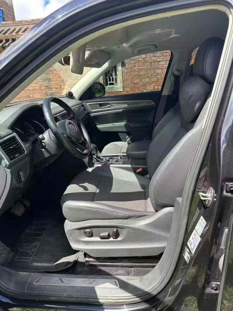 江门18年大众途昂5