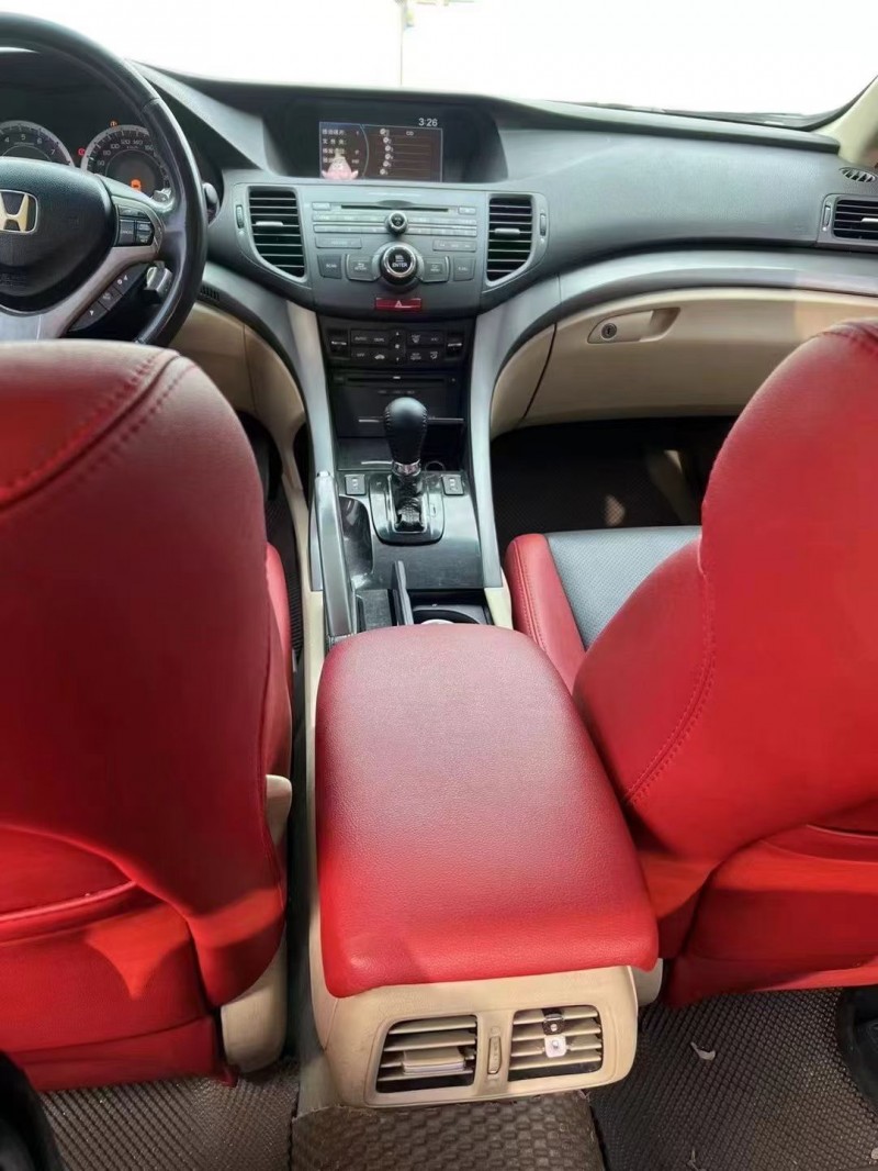 江门11年本田思铂睿4