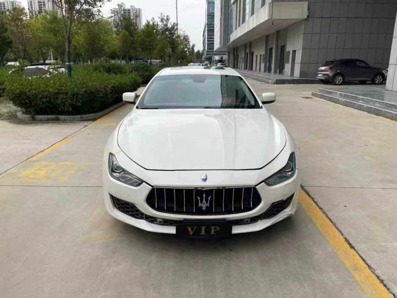 济宁14年玛莎拉蒂Ghibli1