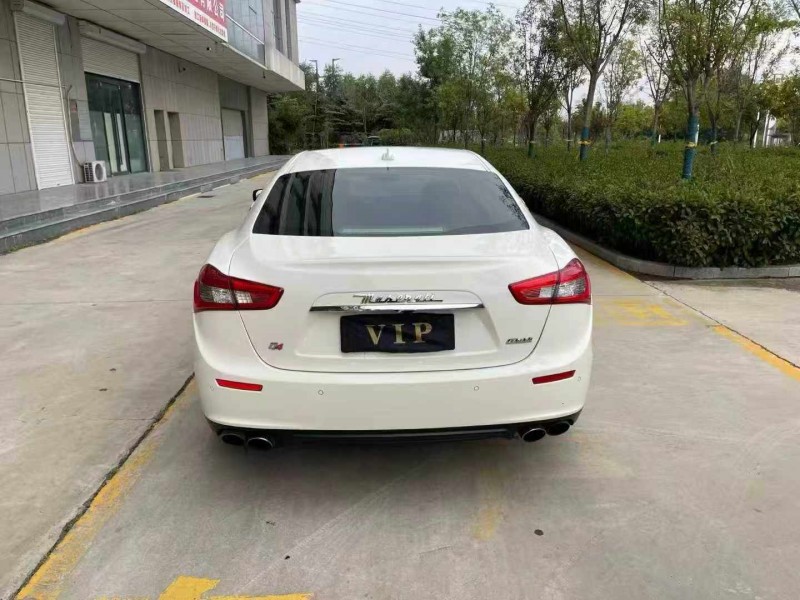 济宁14年玛莎拉蒂Ghibli9