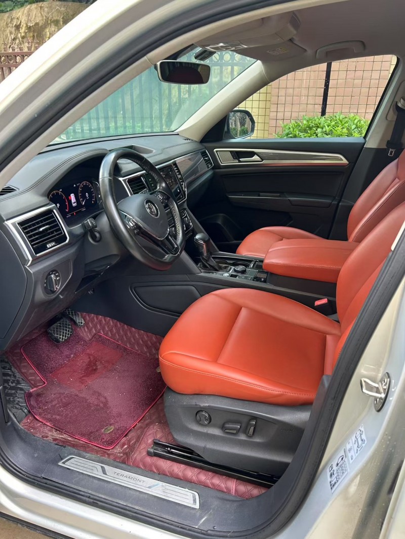 湛江20年大众途昂5