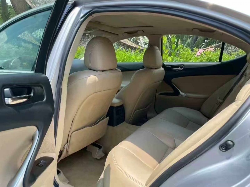 深圳07年雷克萨斯IS5