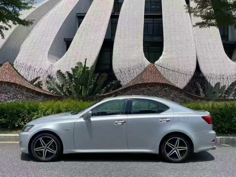 深圳07年雷克萨斯IS8