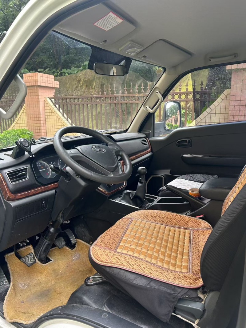 江门25年长安汽车跨越4