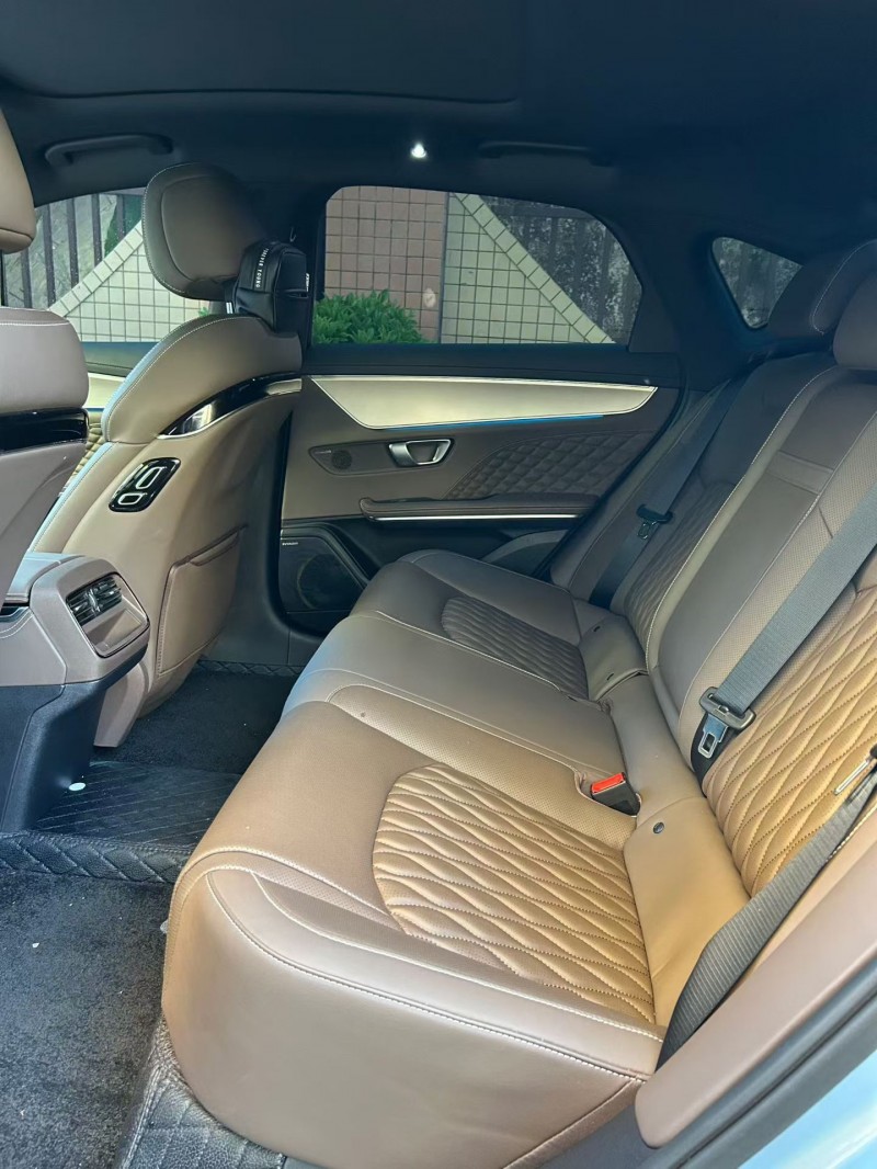 汕头23年比亚迪汉6