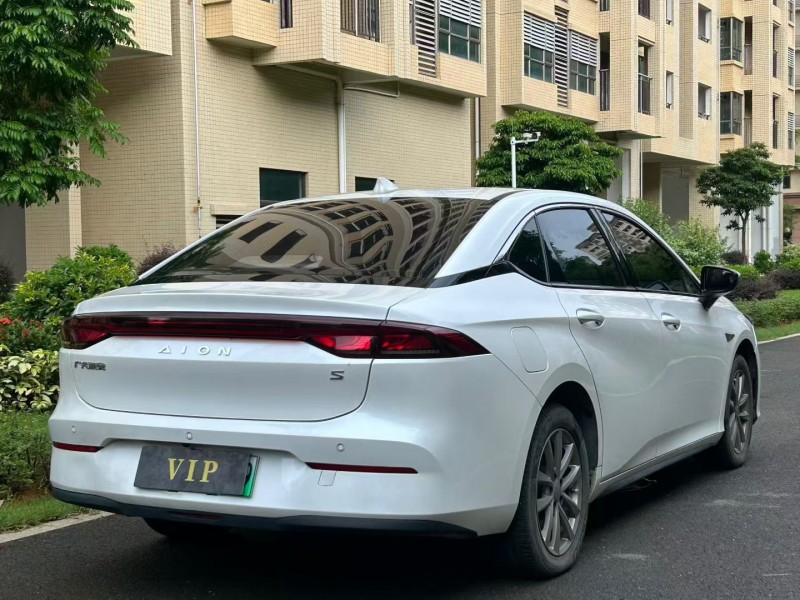 江门24年传祺埃安S8