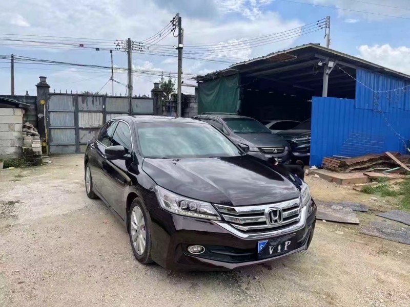 广州14年本田雅阁9