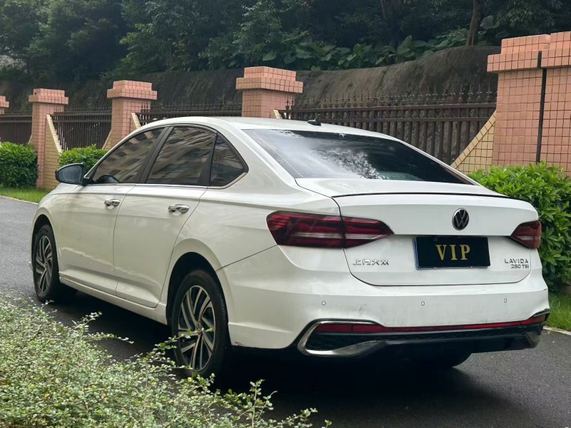 湛江23年大众朗逸7