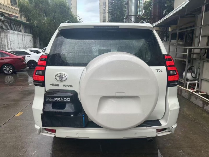 深圳20年丰田普拉多9