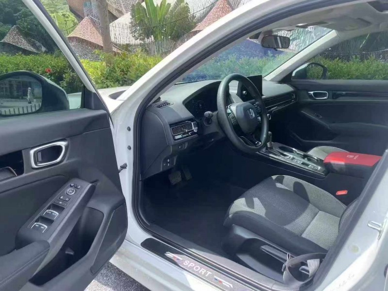 深圳23年本田雅阁4