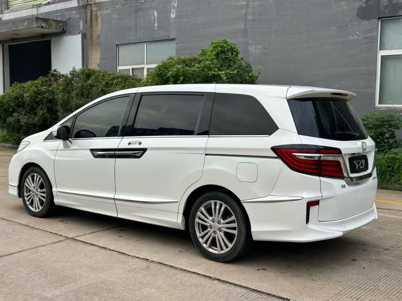 宿迁18年本田艾力绅8