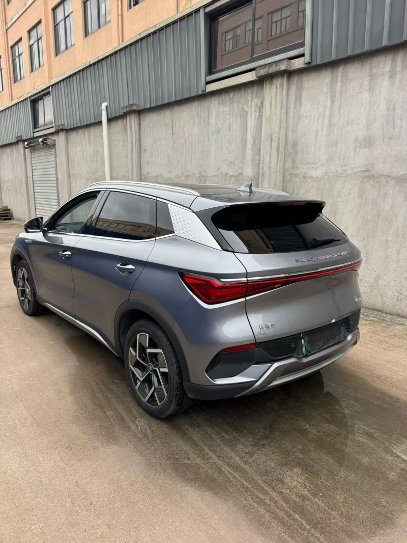 衢州23年比亚迪元8