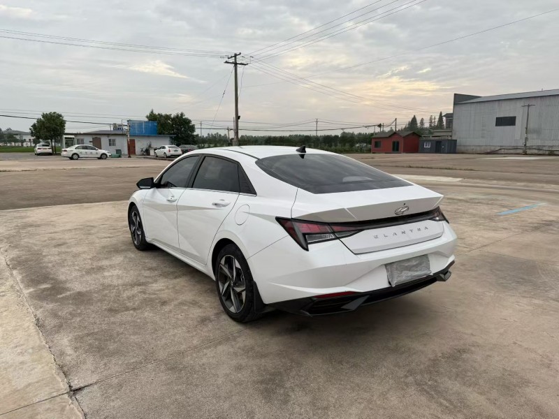 徐州22年现代伊兰特3