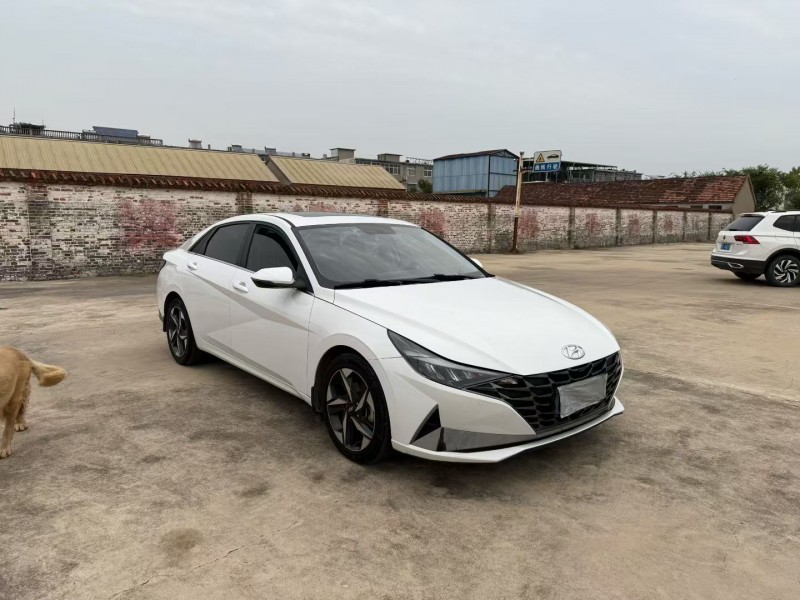 徐州22年现代伊兰特4