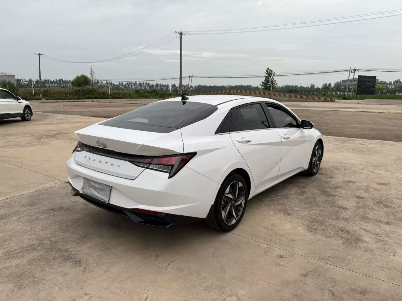 徐州22年现代伊兰特5