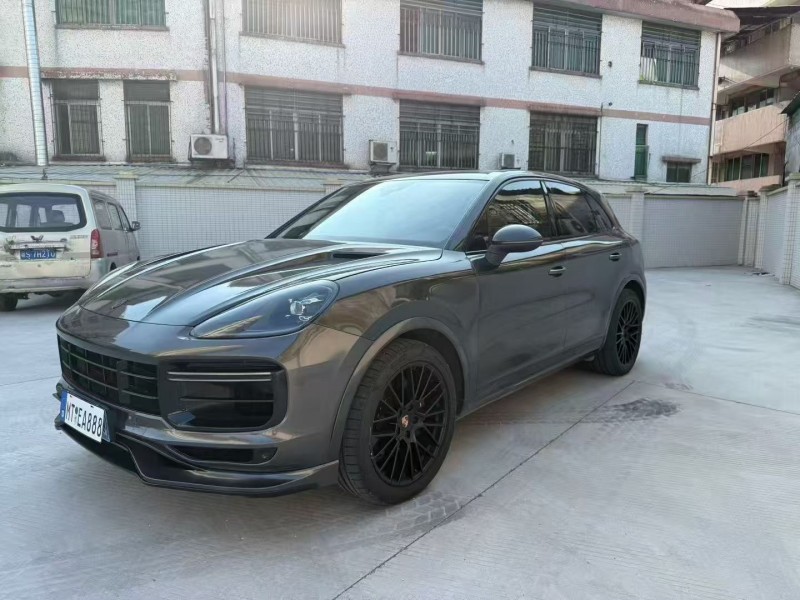 汕头18年保时捷卡宴2