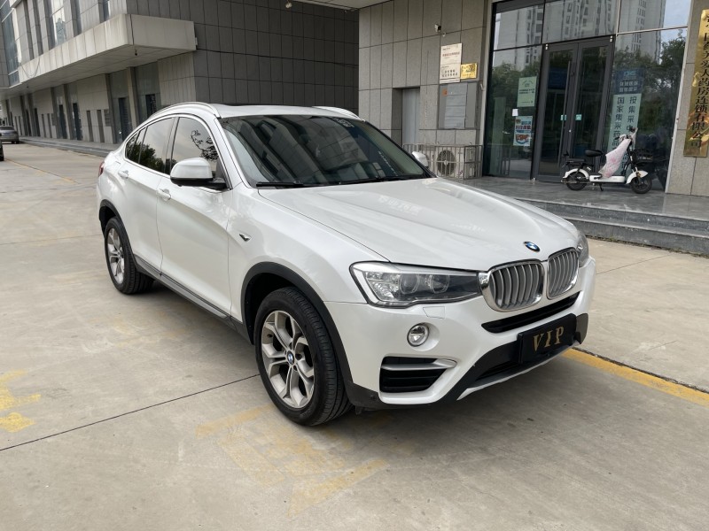 济宁18年宝马X42