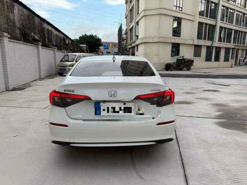 汕头24年本田思域8