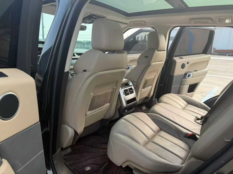 徐州17年路虎揽胜运动7