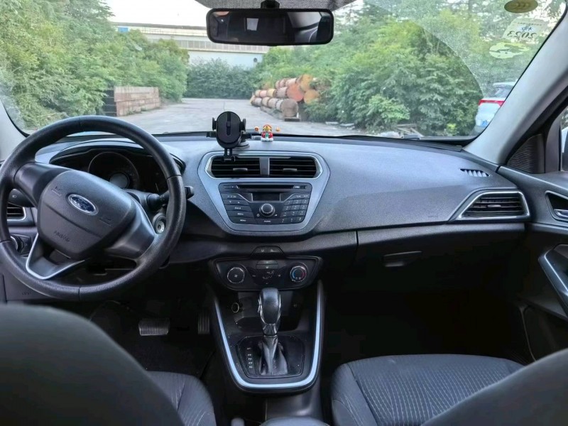 平顶山21年福特福睿斯6