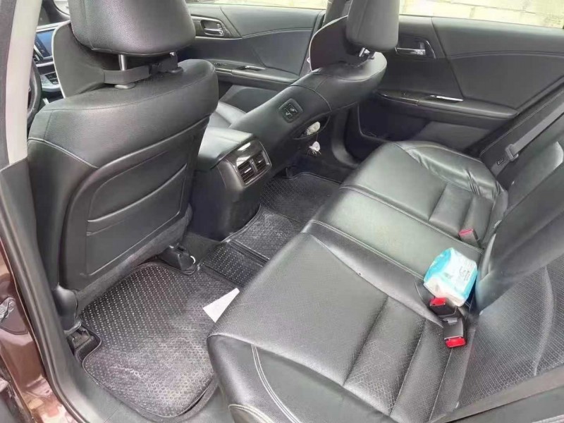 韶关14年本田雅阁6