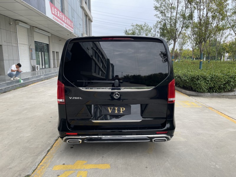 济宁19年奔驰V9