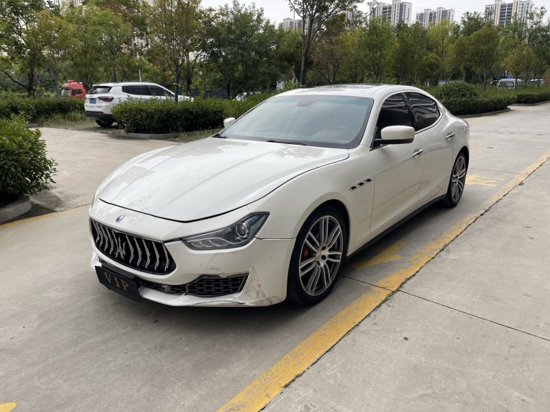 济宁14年玛莎拉蒂Ghibli3