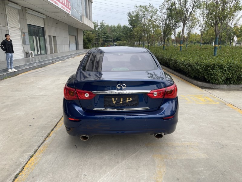济宁17年英菲尼迪Q50L9