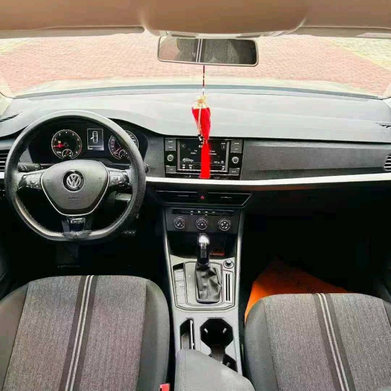 青岛19年大众朗逸5