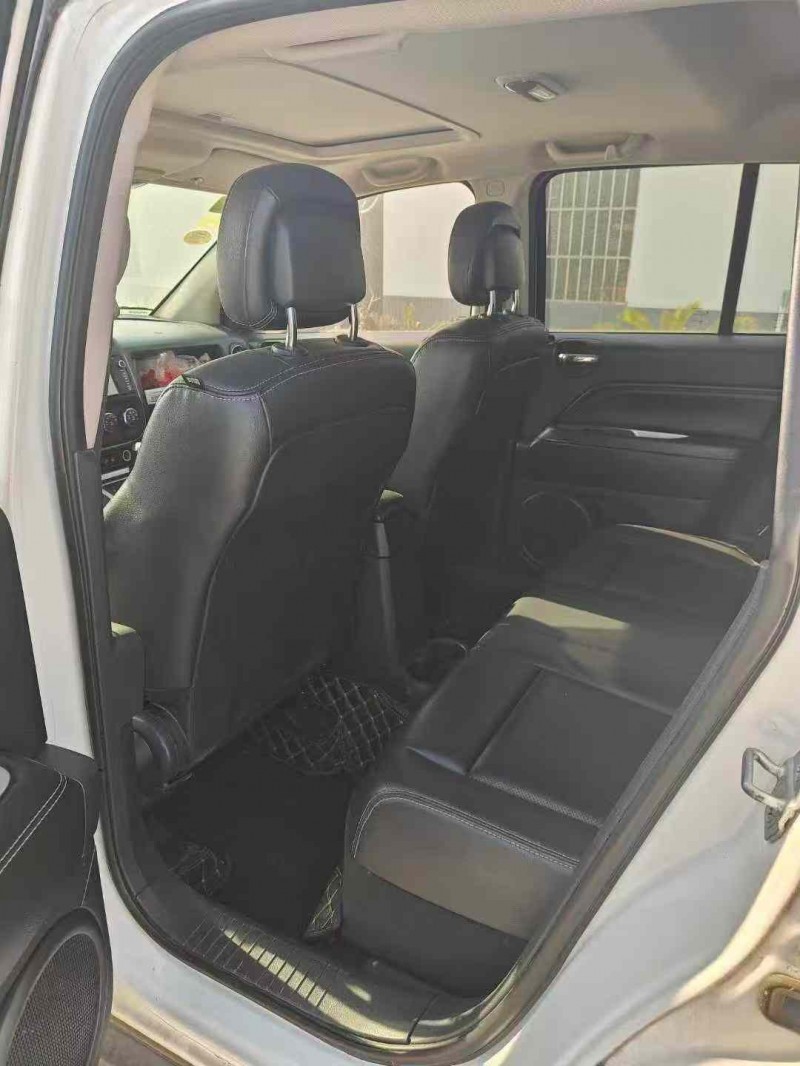 临沂14年Jeep指南者5