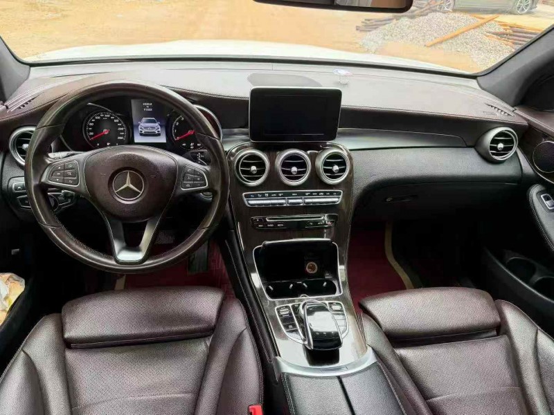 柳州17年奔驰GLC5