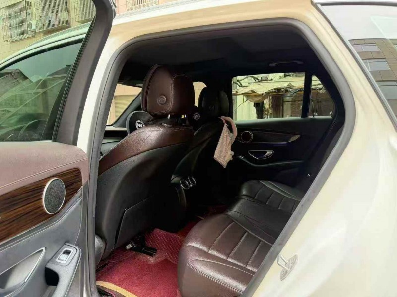 柳州17年奔驰GLC7