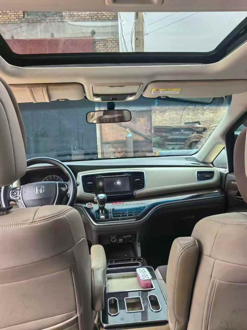 晋中18年本田奥德赛4