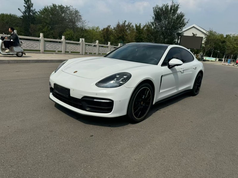 徐州23年保时捷帕拉梅拉3