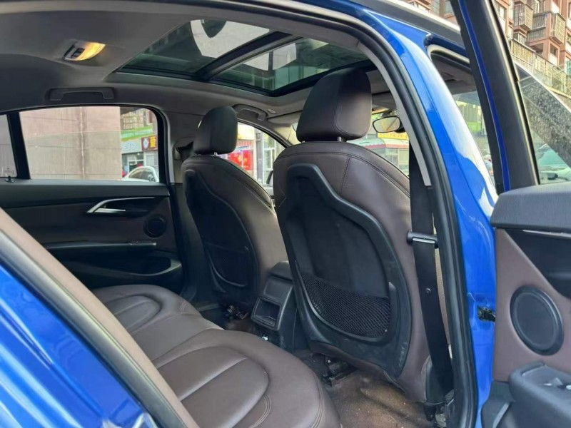 贵阳19年宝马1系3