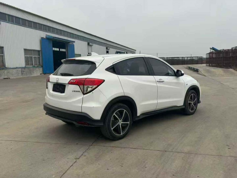 贵港22年本田缤智8