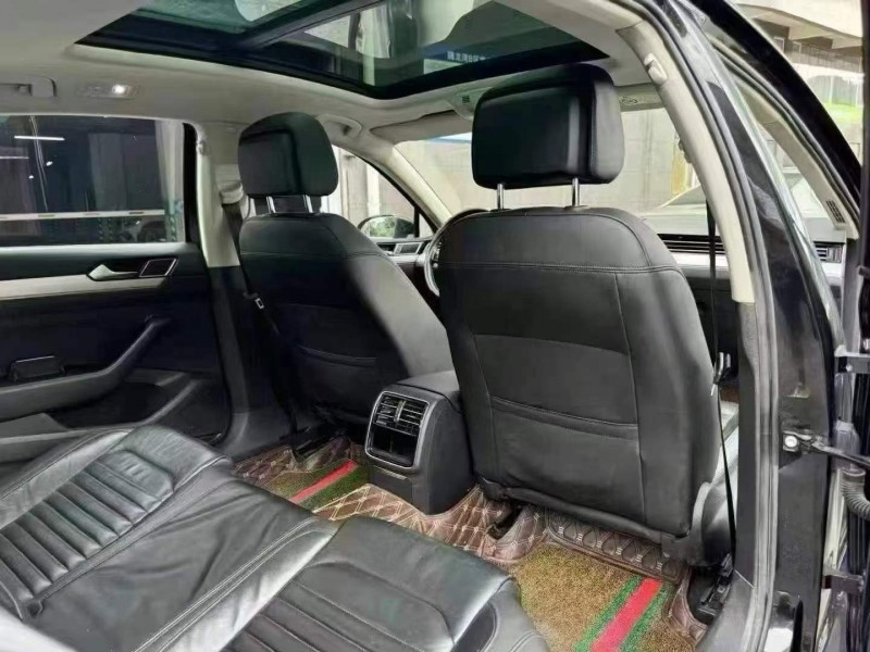 贵阳18年大众迈腾8