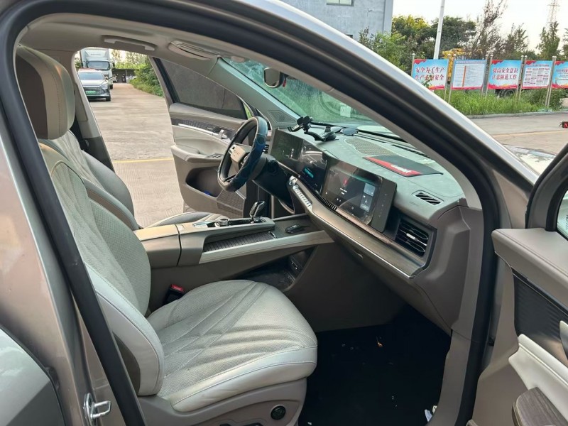 宿迁23年荣威RX97