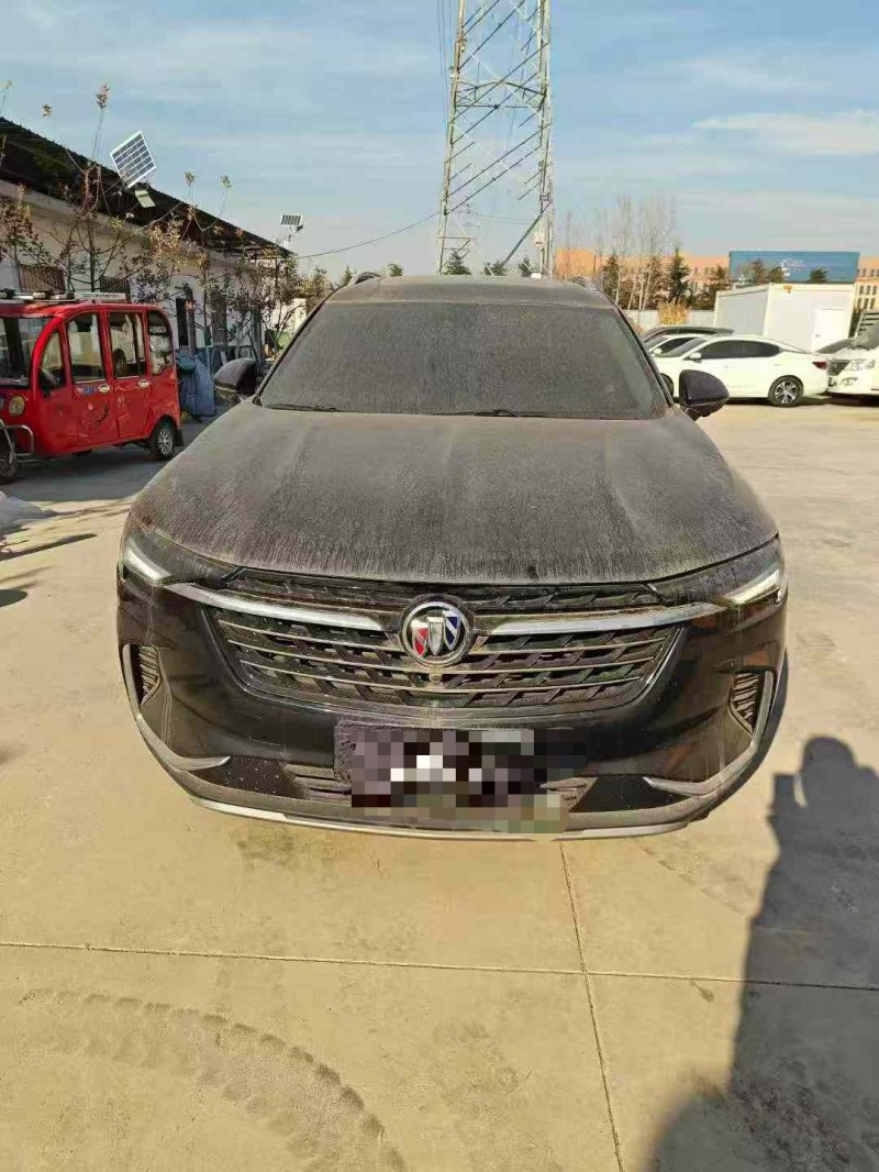 临沂22年别克昂科威1