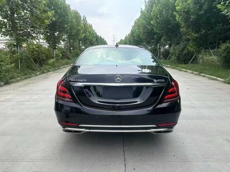 徐州18年奔驰迈巴赫S级4