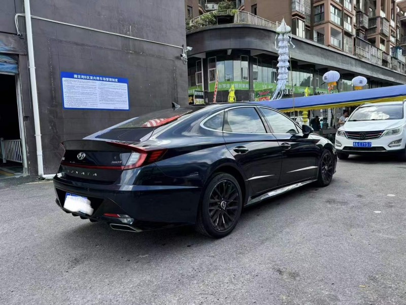 贵阳20年现代索纳塔2