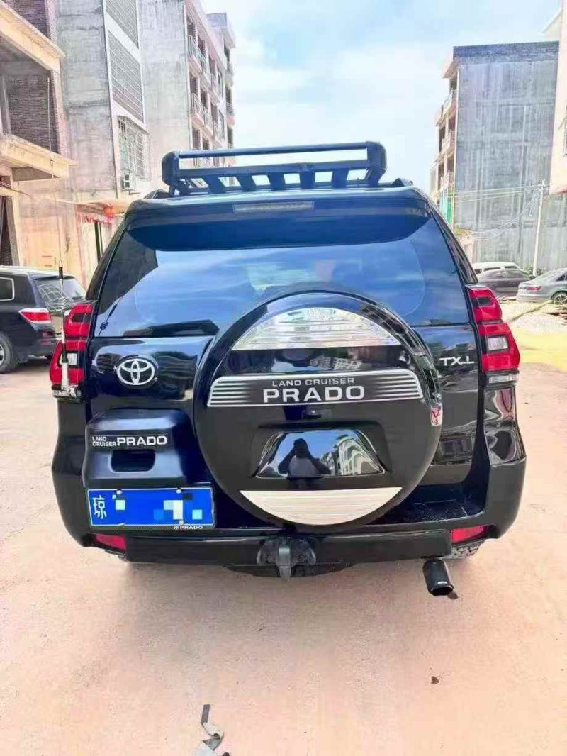 钦州12年丰田普拉多9