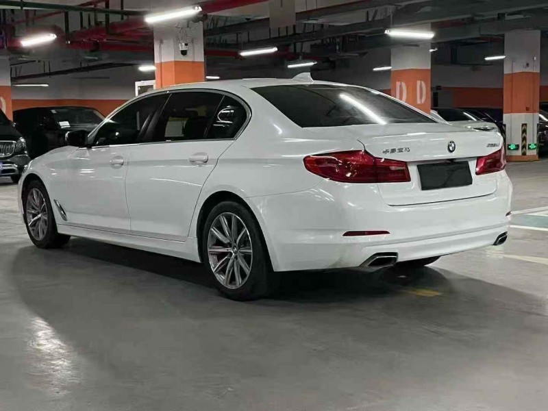 常德18年宝马5系8
