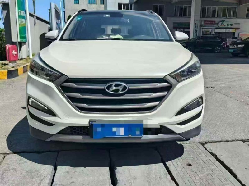 金华18年现代途胜1