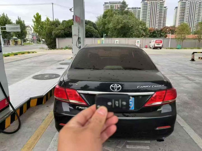 苏州13年丰田凯美瑞9