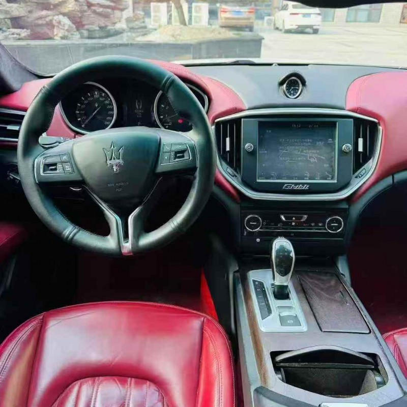 金昌16年玛莎拉蒂Ghibli4