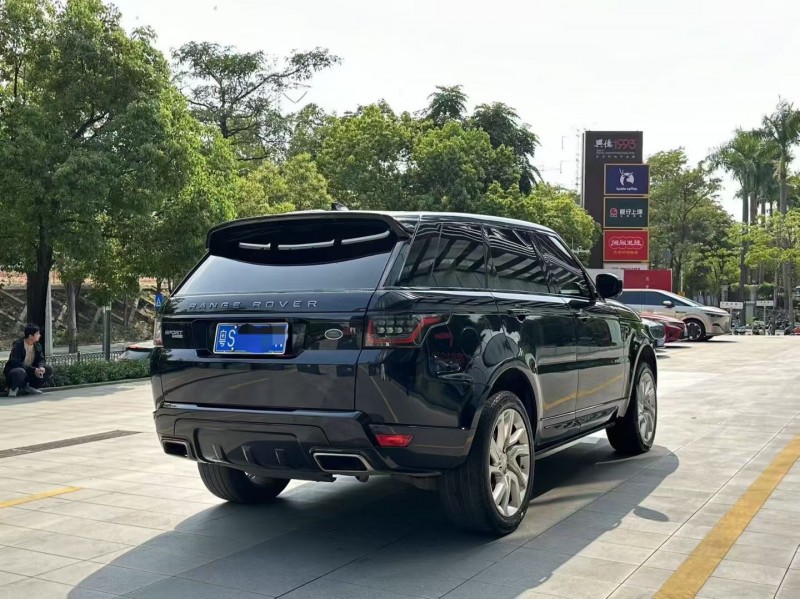 深圳19年路虎揽胜运动8
