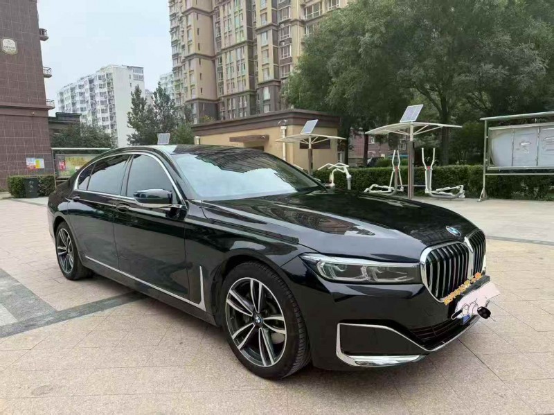 承德22年宝马7系3