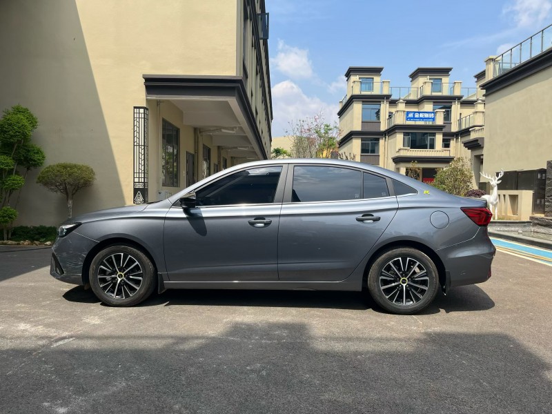 玉溪23年荣威i57