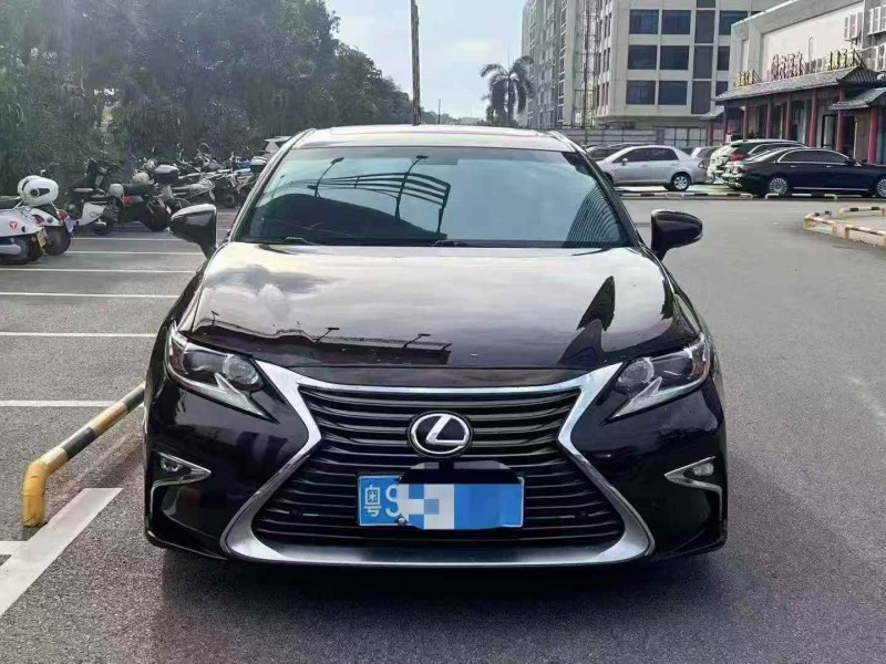 江门17年雷克萨斯ES1